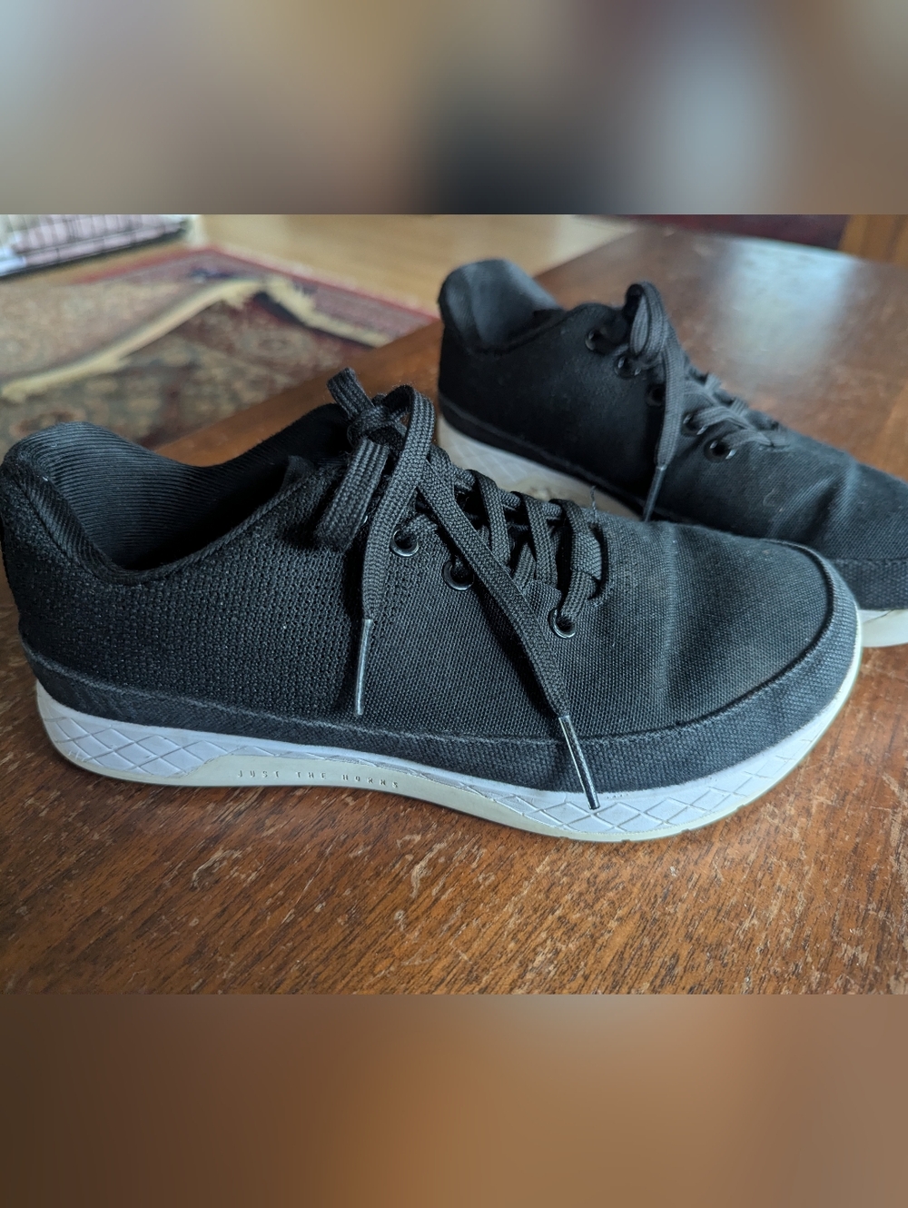NOBULL Black Canvas Trainers Men’s 7 Women’s 8.5